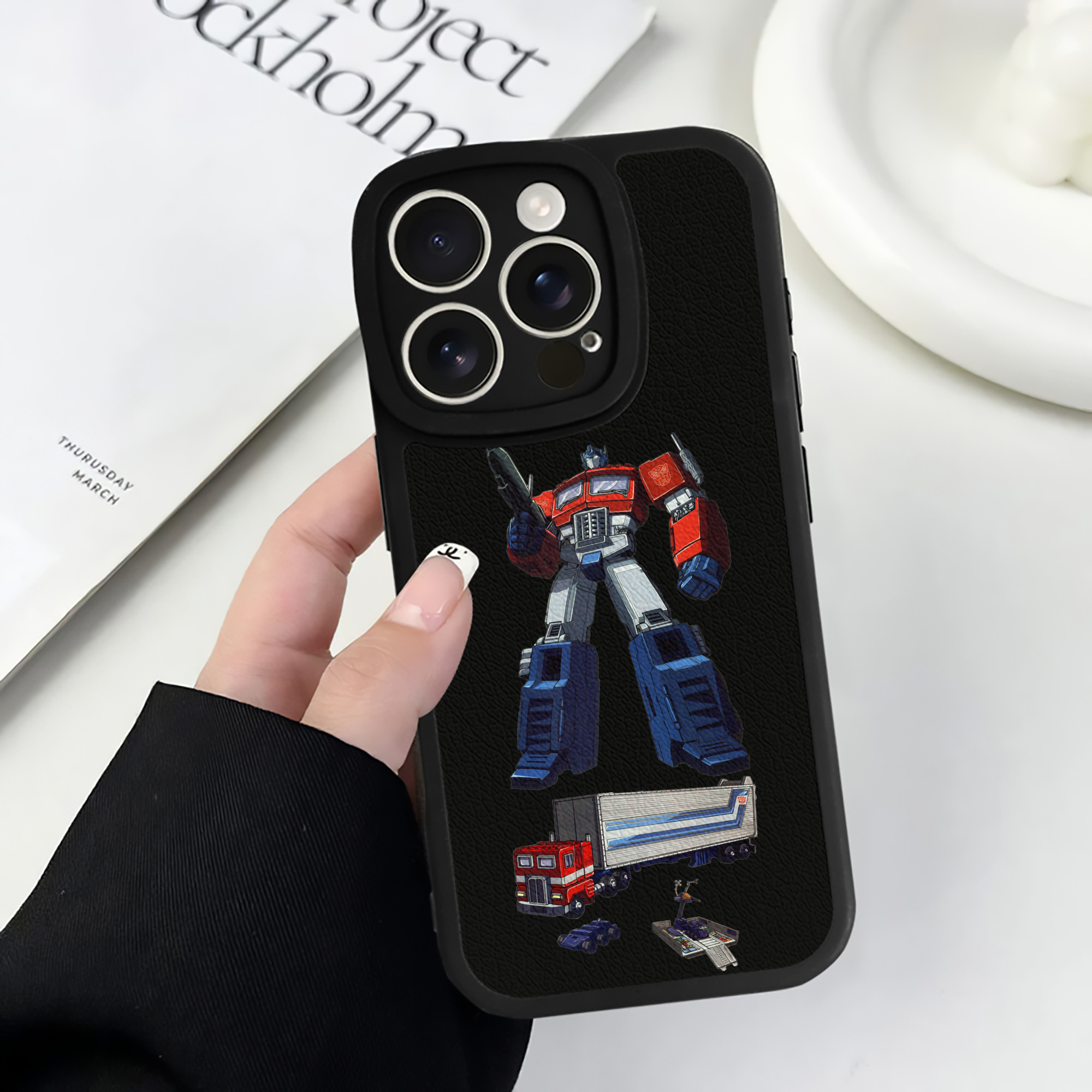 （画像用）  【iPhone 16シリーズ対応】シリコンスマホケース（レザー調） 材質：シリコン